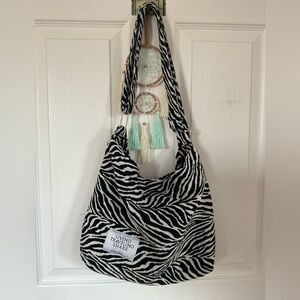 Zebra tote bag.